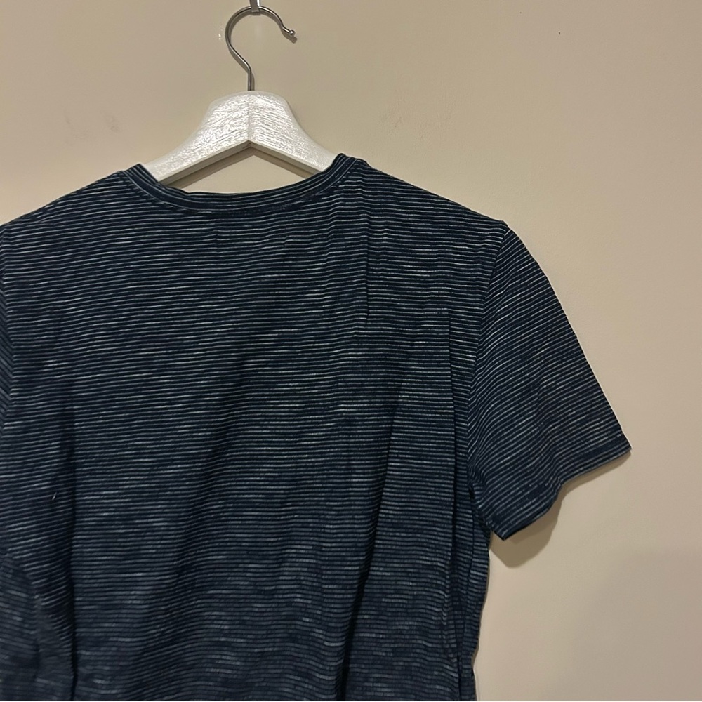 Everlane Shirt Navy Blue Striped Women's Small Short Sleeve Crew Neck Pocket Tee - Picture 6 of 7